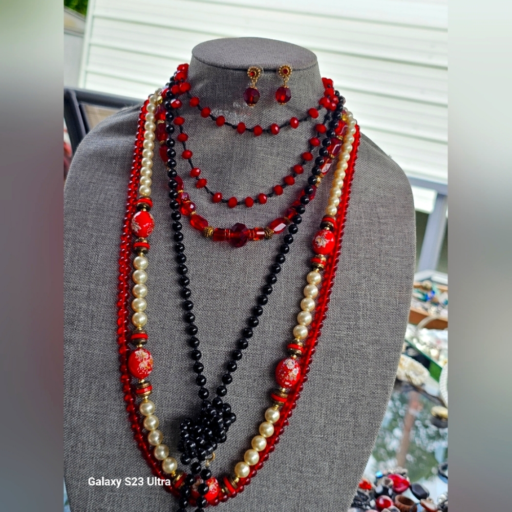 5 Beaded Necklaces and set of Earrings. Pierced